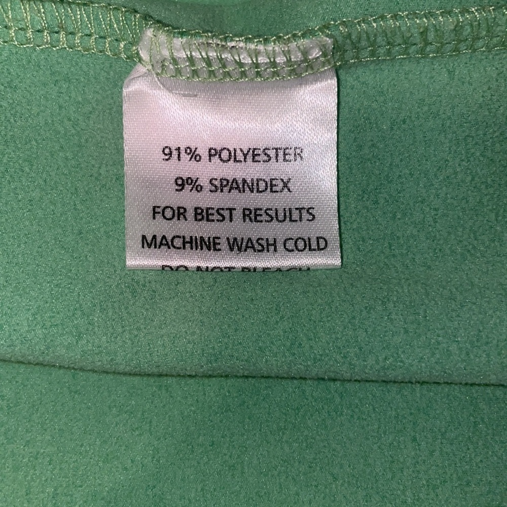 Peter Millar Element 4 Wind 1/4 Zip
Men's XL Pullover Aqua Blue
Timiquana Golf - Picture 7 of 7